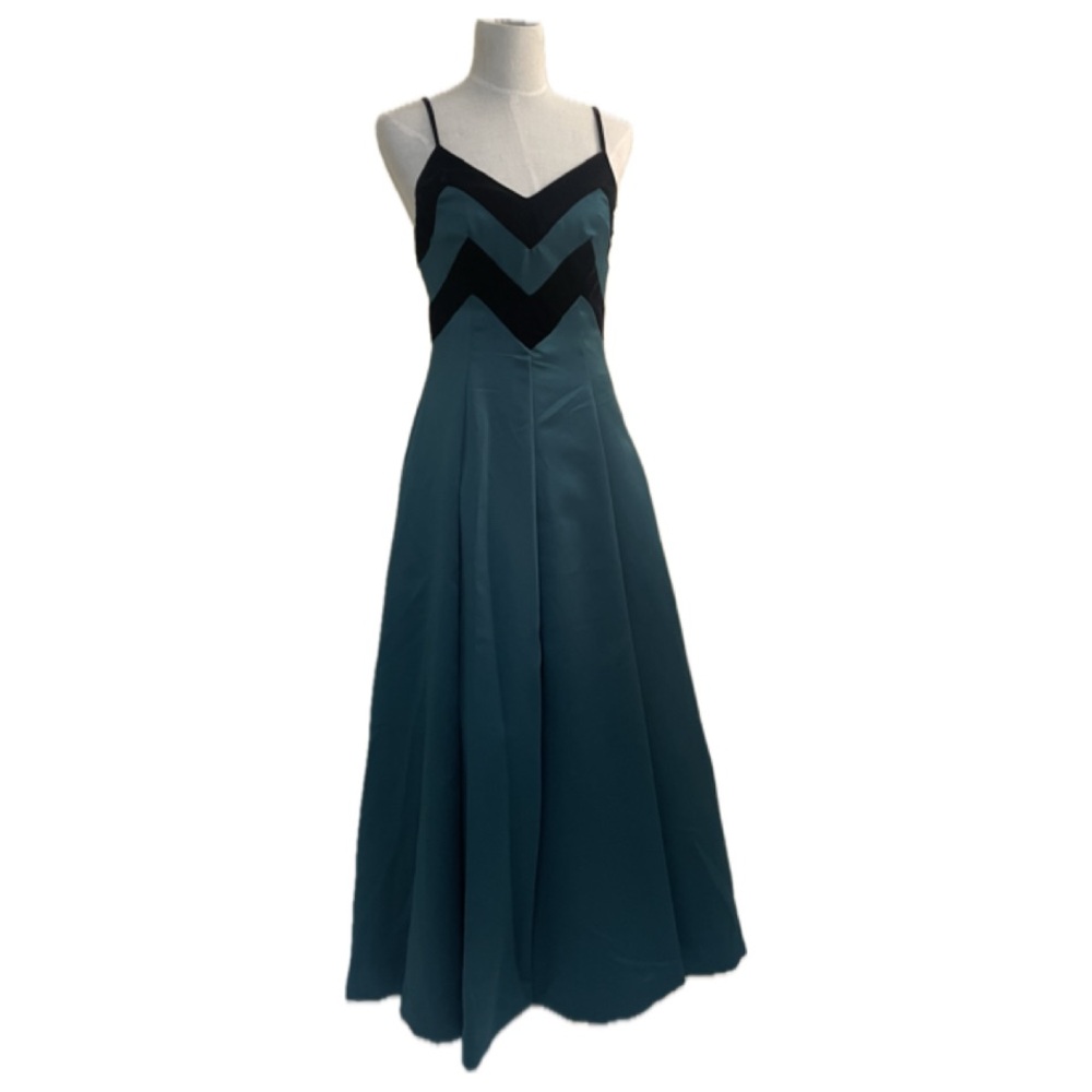 Elegant Green and Black Chevron Prom or Party Dress Sz 4